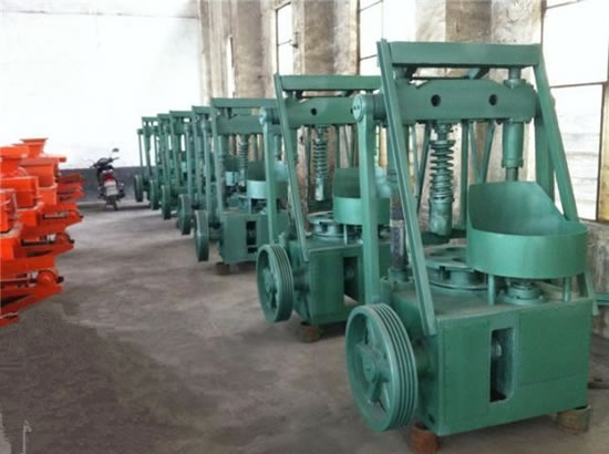 Honeycomb Coal Briquette Making Machine